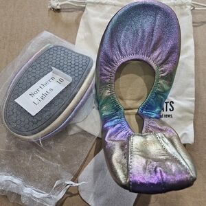 The Storehouse Flats foldable leather Northern Lights rainbow shimmerNEW